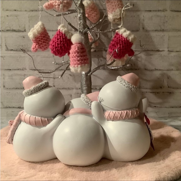 PEPPERMINT SQUARE 11.5in Three Snowman Reading - Picture 4 of 5